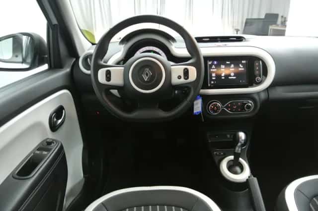Renault Twingo (2022) thumbnail 3