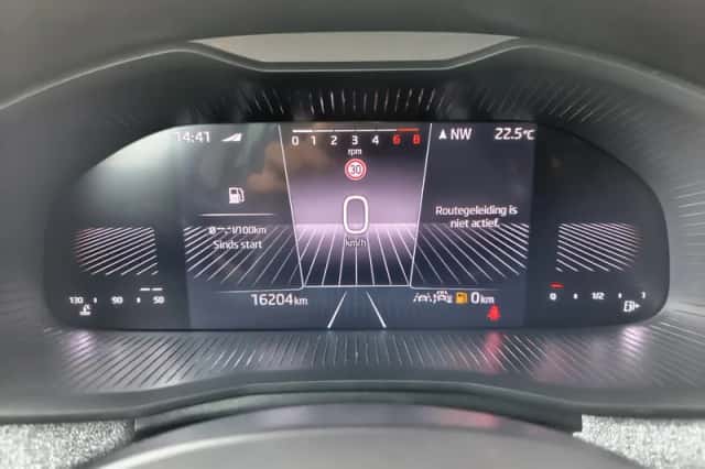 Škoda Kamiq (2025) thumbnail 4
