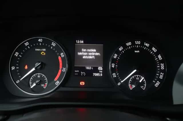 Škoda Octavia (2022) thumbnail 4