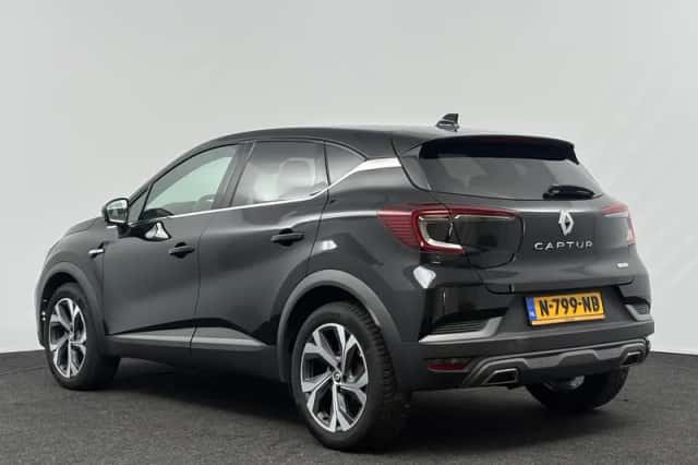 Renault Captur (2021) thumbnail 6