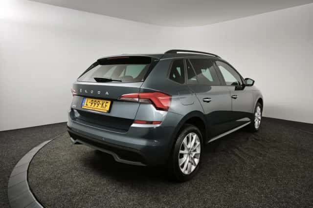 Škoda Kamiq (2021) thumbnail 2