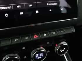 Renault Clio (2024) thumbnail 33
