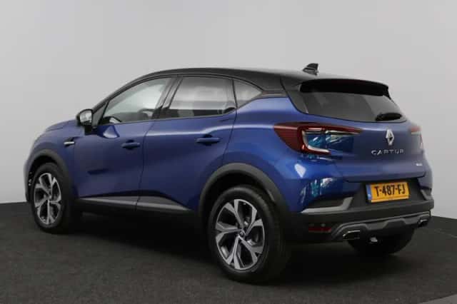 Renault Captur (2023) thumbnail 6