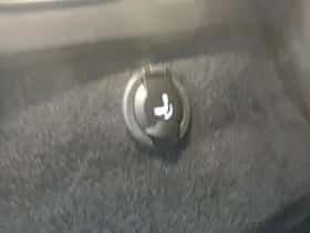 Renault Austral (2023) thumbnail 22
