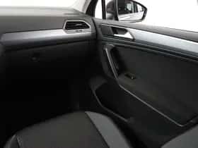 Volkswagen Tiguan (2023) thumbnail 11