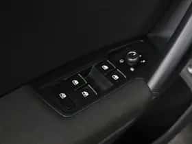 Volkswagen Tiguan (2023) thumbnail 37