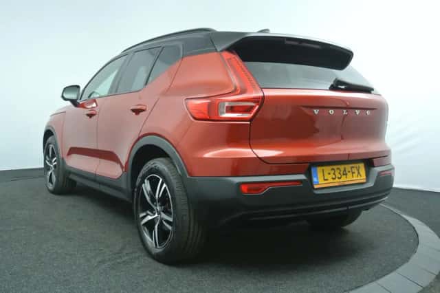 Volvo XC40 (2021) thumbnail 6