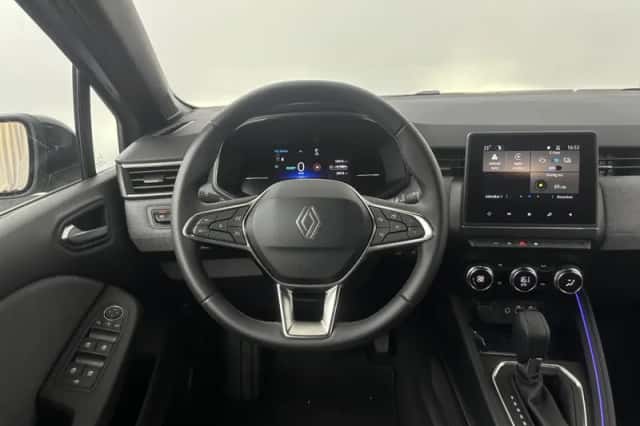 Renault Clio (2025) thumbnail 3