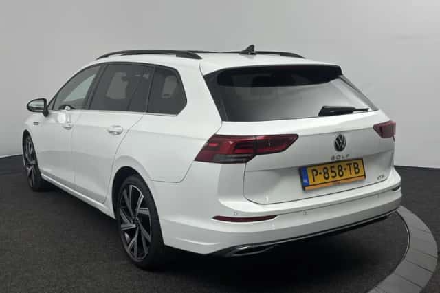 Volkswagen Golf (2021) thumbnail 6
