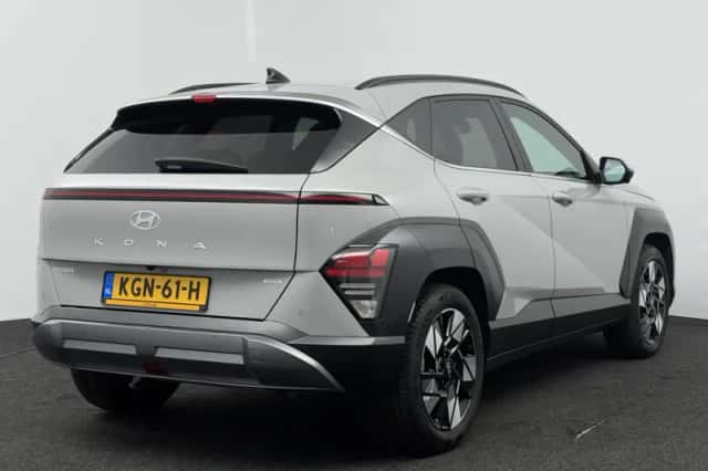 Hyundai Kona (2025) thumbnail 2