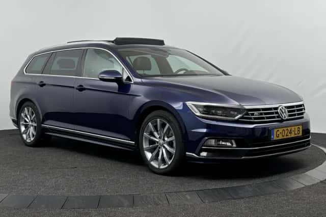 Volkswagen Passat (2019) thumbnail 5