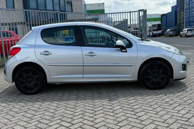 Peugeot 207 (2009) thumbnail 6