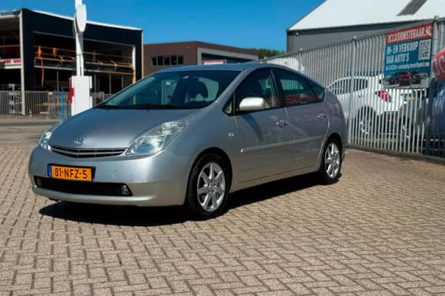 Toyota Prius (2007) thumbnail 4