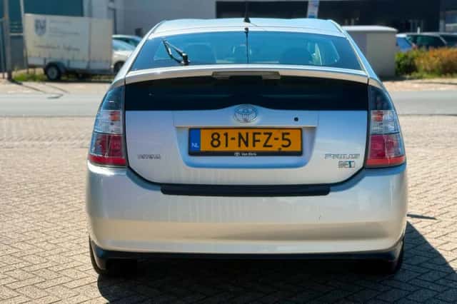Toyota Prius (2007) thumbnail 6