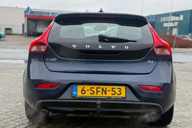 Volvo V40 (2013) thumbnail 4