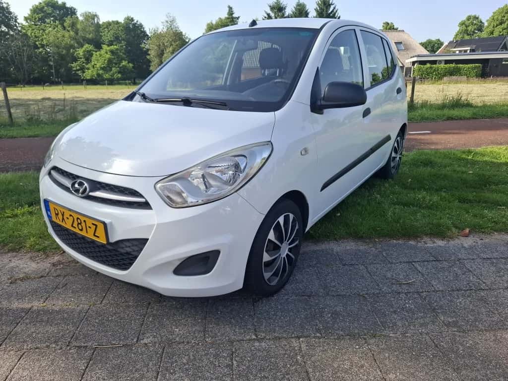 Hyundai i10 (2011) — foto 1