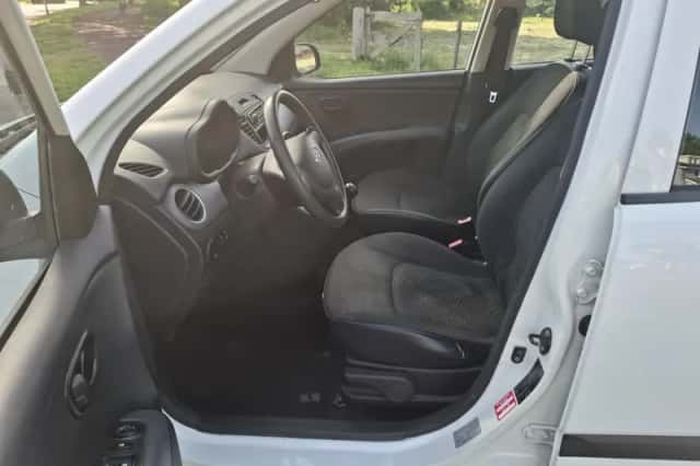 Hyundai i10 (2011) thumbnail 7