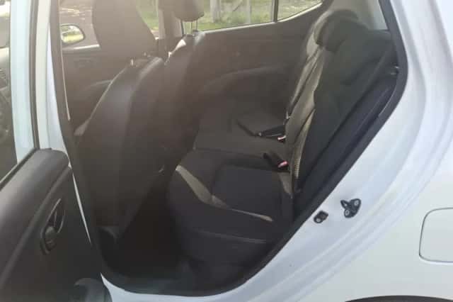Hyundai i10 (2011) thumbnail 8