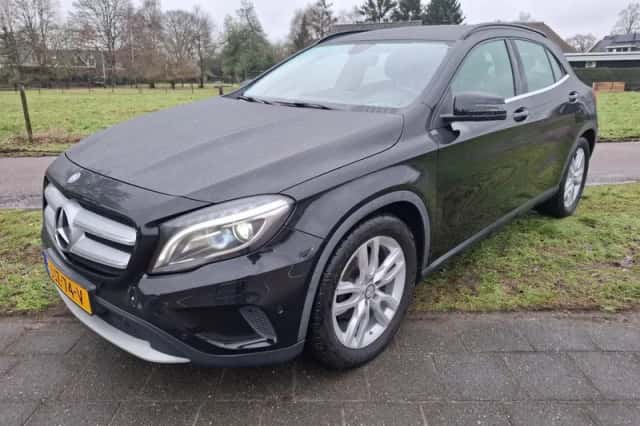 Mercedes-Benz GLA (2014)