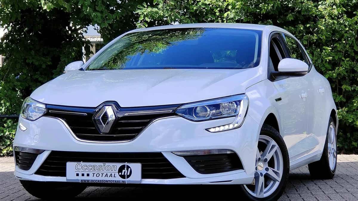 Renault Mégane (2017) — foto 1
