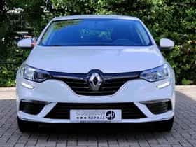 Renault Mégane (2017) thumbnail 2