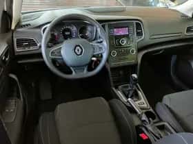 Renault Mégane (2017) thumbnail 15