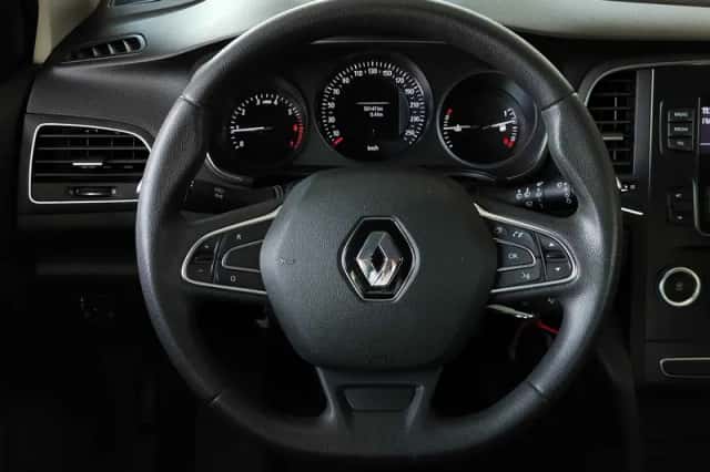 Renault Mégane (2017) thumbnail 17