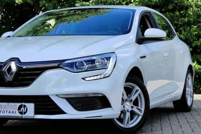 Renault Mégane (2017) thumbnail 7