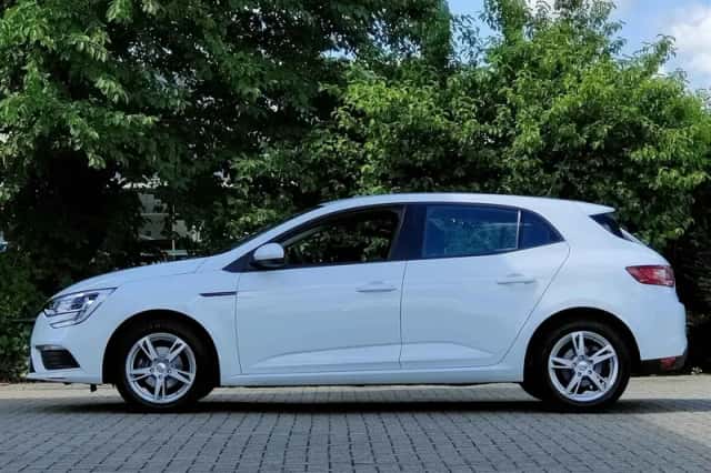 Renault Mégane (2017) thumbnail 9
