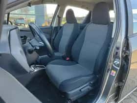 Toyota Yaris (2016) thumbnail 12