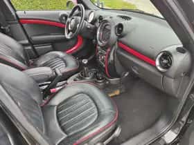 MINI Countryman (2013) thumbnail 12