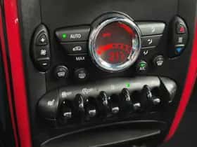 MINI Countryman (2013) thumbnail 18