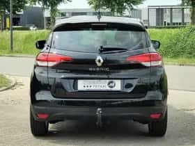 Renault Scénic (2018) thumbnail 4
