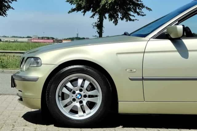BMW 3-Serie (2002) thumbnail 8