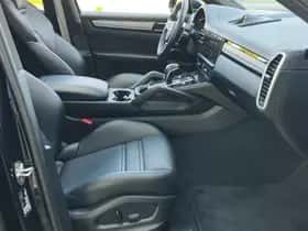 Porsche Cayenne thumbnail 13