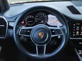Porsche Cayenne thumbnail 16