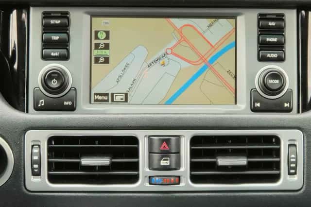 Land Rover Range Rover (2008) thumbnail 19
