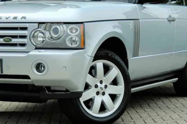 Land Rover Range Rover (2008) thumbnail 7