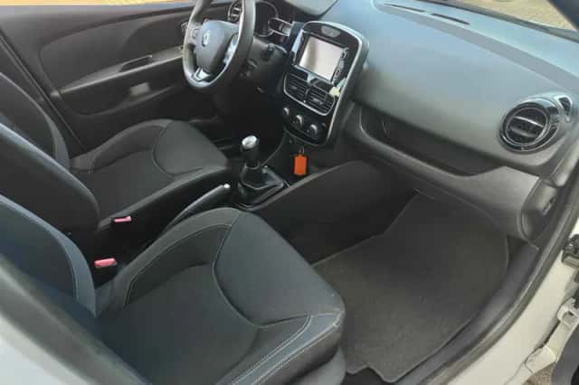 Renault Clio (2018) thumbnail 11