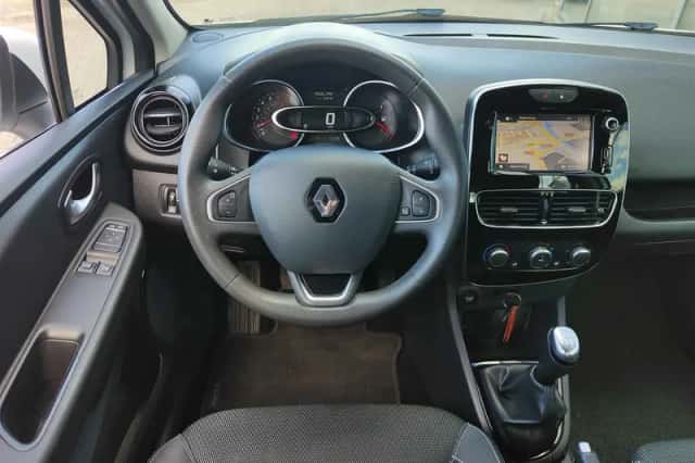 Renault Clio (2018) thumbnail 13