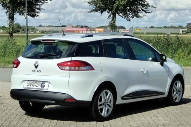Renault Clio (2018) thumbnail 6