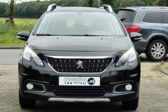 Peugeot 2008 (2018) thumbnail 2