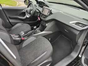 Peugeot 2008 (2018) thumbnail 11