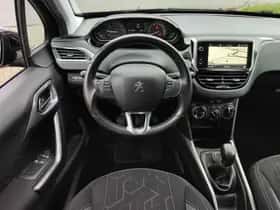 Peugeot 2008 (2018) thumbnail 14