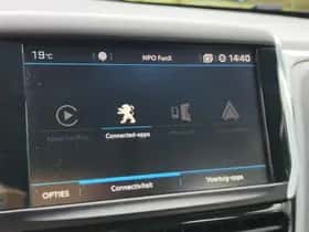 Peugeot 2008 (2018) thumbnail 17