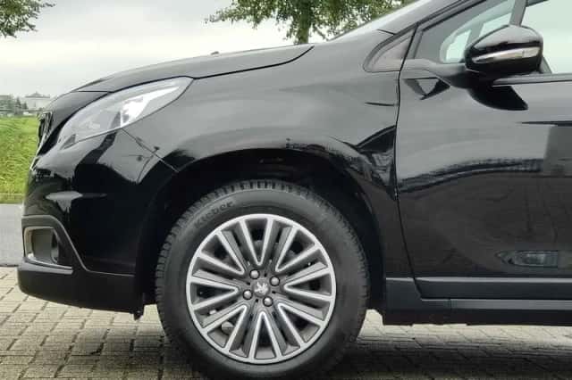 Peugeot 2008 (2018) thumbnail 8