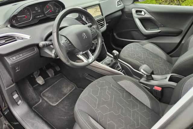 Peugeot 2008 (2018) thumbnail 9