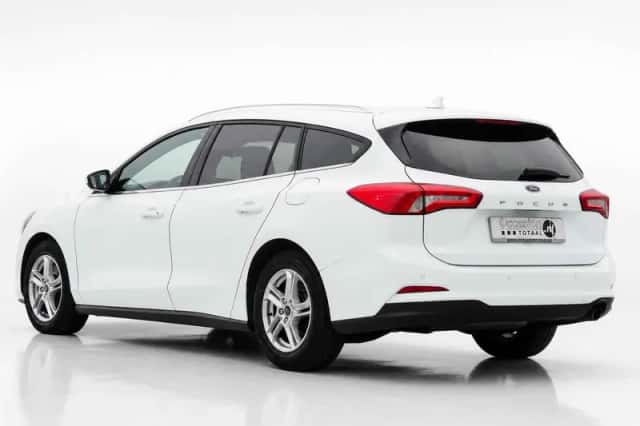 Ford Focus (2019) thumbnail 4