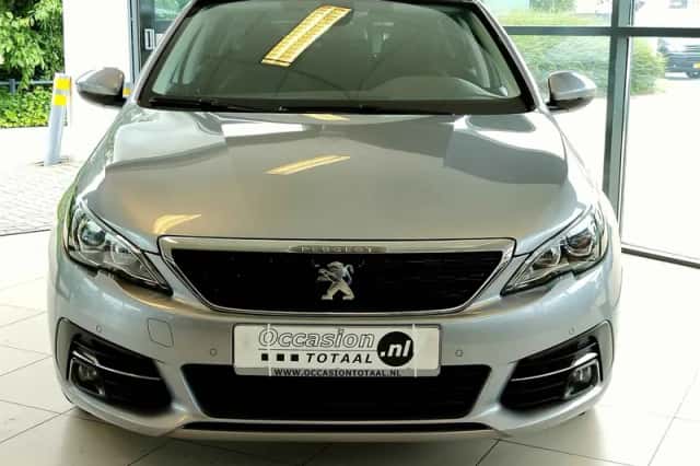 Peugeot 308 (2018) thumbnail 2