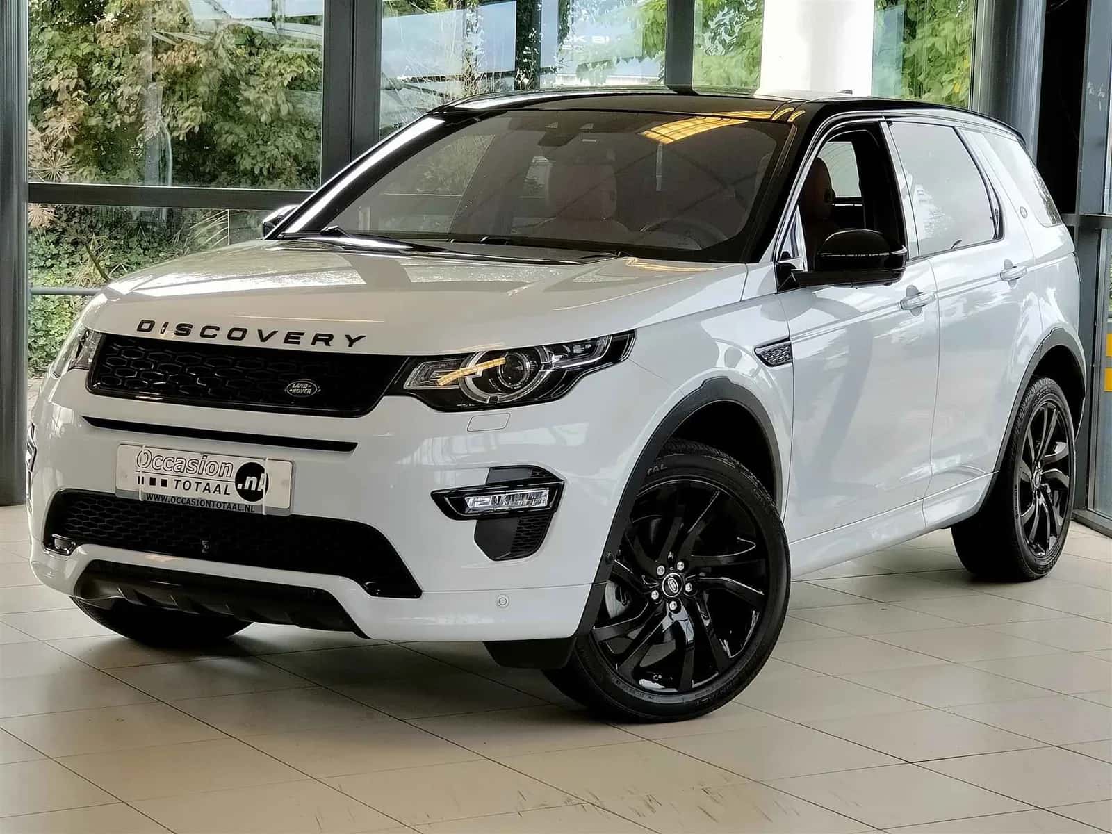 Land Rover Discovery Sport (2017) — foto 1